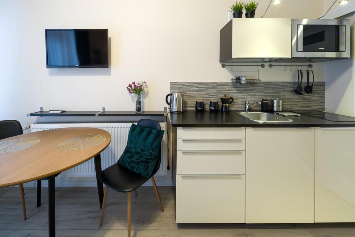 Modern Apartment In Best Location كراكوفيا المظهر الخارجي الصورة